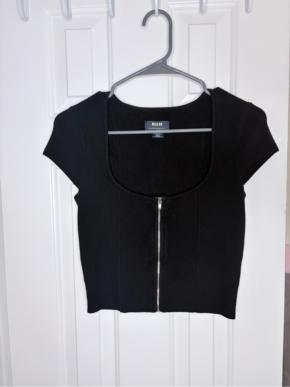 Anthropologie Maeve Black Zip-Front Scoop Neck Knit Top